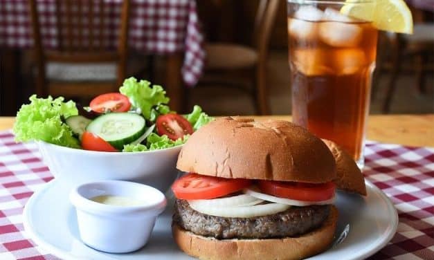 I’ll have EXTRA Onions for MAHA on my Hamburger, please!