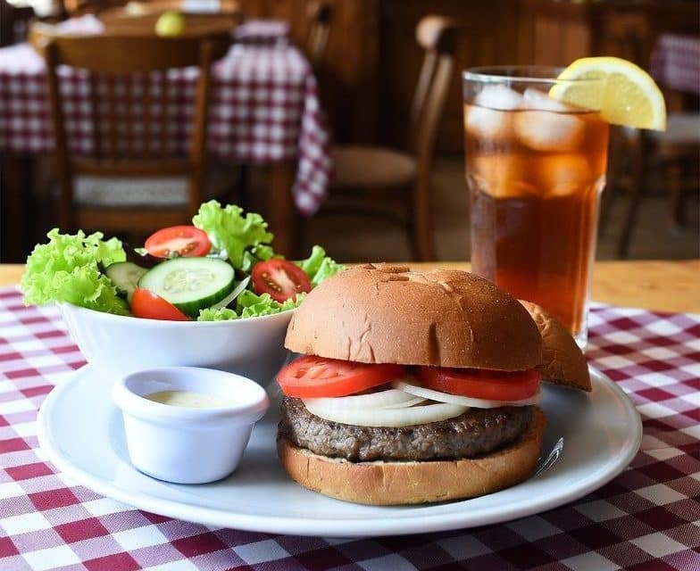 I’ll have EXTRA Onions for MAHA on my Hamburger, please!